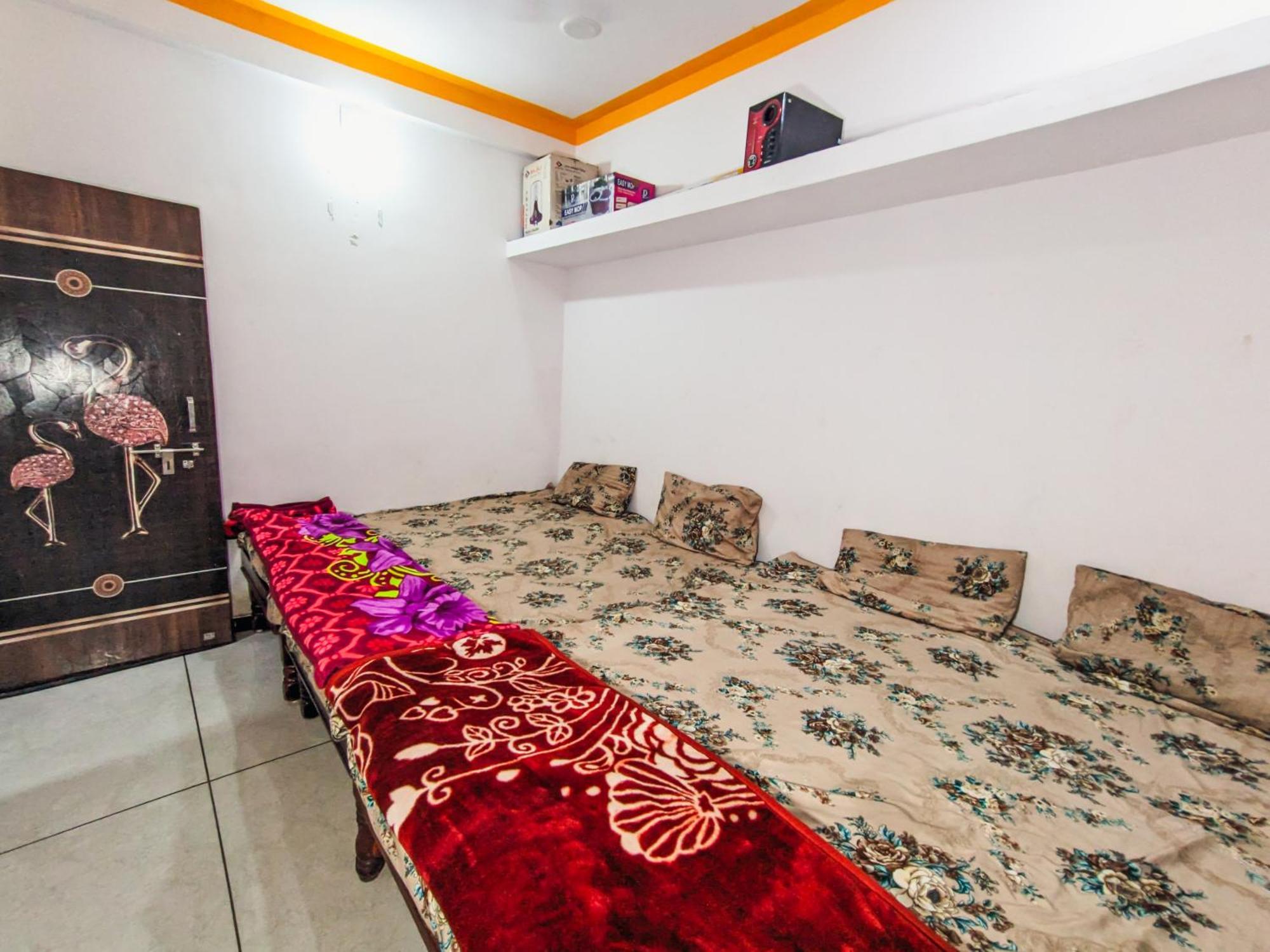 Bhavya Homestay Garudeshwar Exteriör bild